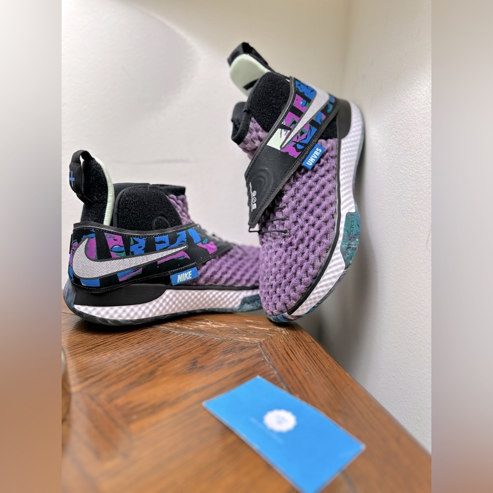Nike Air Zoom Unvrs